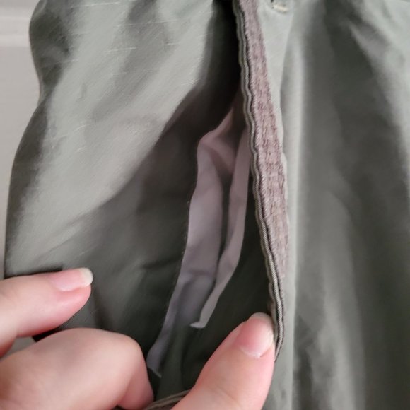 Columbia Omni Shade Cargo Capri's - Picture 5 of 14